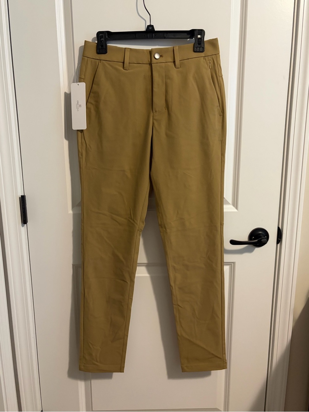 Men's Tailored Chino Pants in Khaki